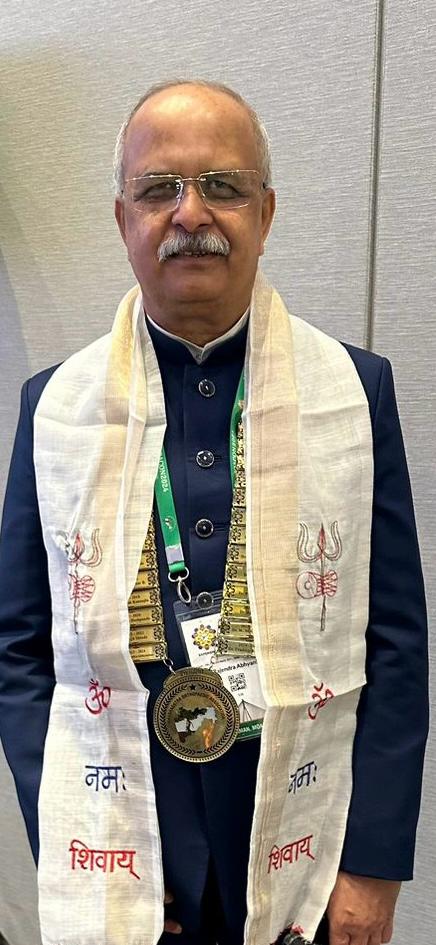 Dr. Rajendra Abhyankar at MOA presidential event